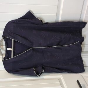 Beautiful Silky Gap Body Pajama Top, Short Sleeve Button Front White Piping XL